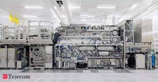 ASML EUV MACHINE

